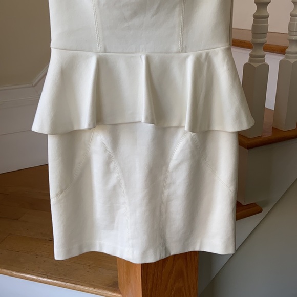 XOXO WHITE AND BLACK PEPLUM FORMAL DRESS - Picture 3 of 8